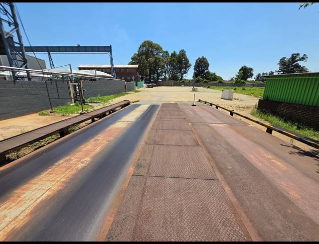 6,000M² VACANT LAND TO LET IN WADEVILLE